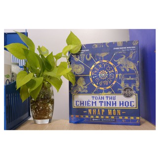 Sách - Toàn Thư Chiêm Tinh Học Nhập Môn - The Only Astrology Book You'll Ever Need - Tác giả: Joanna Martine Woolfolk