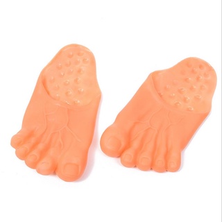 Đôi dép mang trong nhà kiểu bàn chân quái vật lớn thích hợp làm đạo cụ hóa trang cho lễ hội halloween