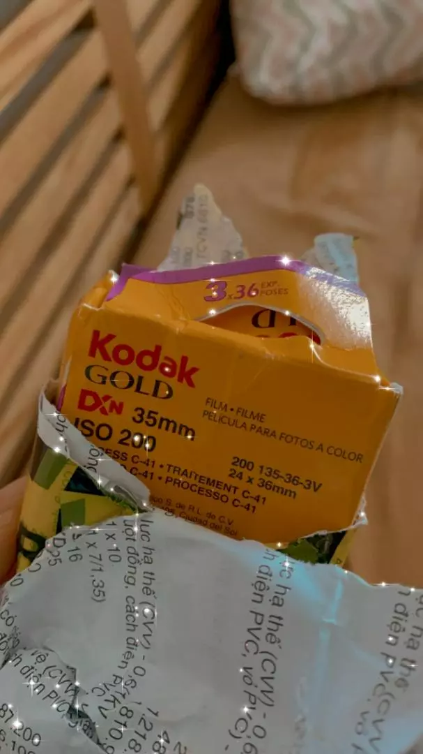 Combo pack 3 Kodak Gold 200 hộp giấy