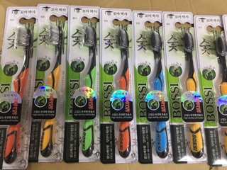 Bàn chải Nano Than Hoạt Tính