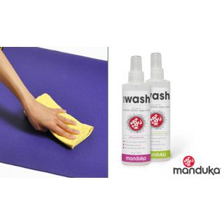 DUNG DỊCH VỆ SINH THẢM YOGA - MANDUKA