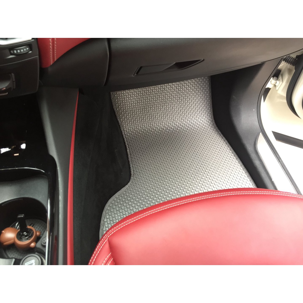 Thảm lót ô tô KATA cho xe Maserati Levante (2017-2023) - Khít với sàn, Chống trơn, Không mùi, Không ẩm mốc