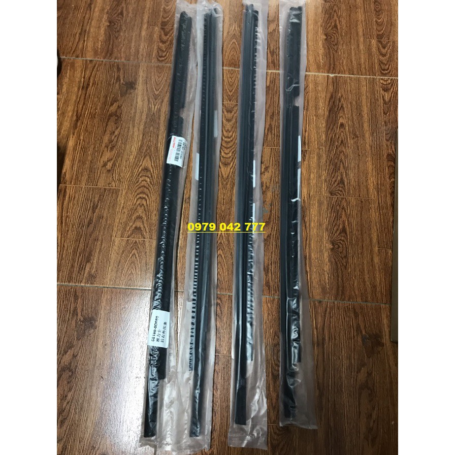 Nẹp chân kính Toyota Yaris 68180-0D080 | Shopee Việt Nam