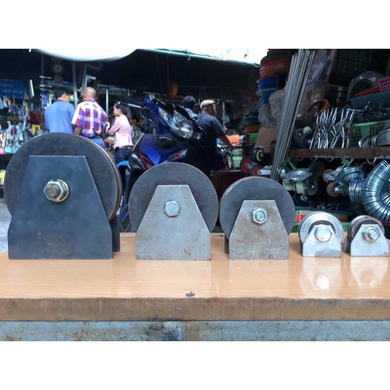 Bánh sắt rãnh v và rãnh u (40,50,60,80,90,100mm) | Shopee Việt Nam