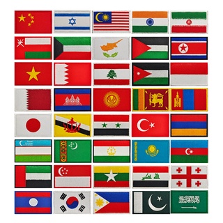 Cờ châu Á: Những lá cờ đầy màu sắc của các quốc gia Châu Á sẽ làm bạn có cảm giác như đang đặt chân đến từng nơi trong khu vực này. Từ các quốc gia đông dân nhất thế giới đến những đất nước nhỏ bé, bạn sẽ khám phá những câu chuyện thú vị và có được tầm nhìn rộng hơn về đa dạng văn hóa khắp châu Á.