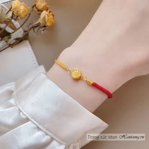 Vòng tay nữ chất liệu titan cao cấp không gỉ mạ vàng 24k mặt chữ phúc thời trang