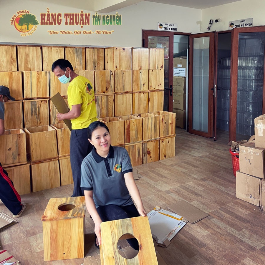 Combo Ghế Gỗ Thông Và Túi Xông Phụ Khoa Hằng Thuận Tây Nguyên, Ở Cữ Sau Sinh, Xông Hơ Phụ Khoa
