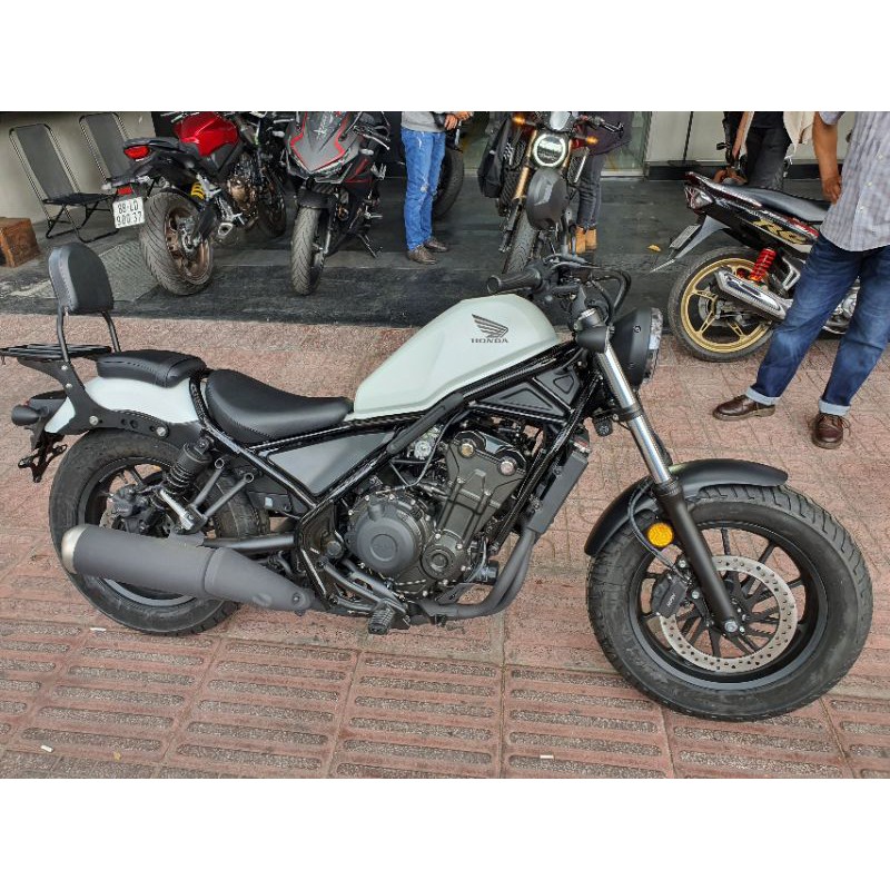 Baga tựa lưng Rebel 300/500