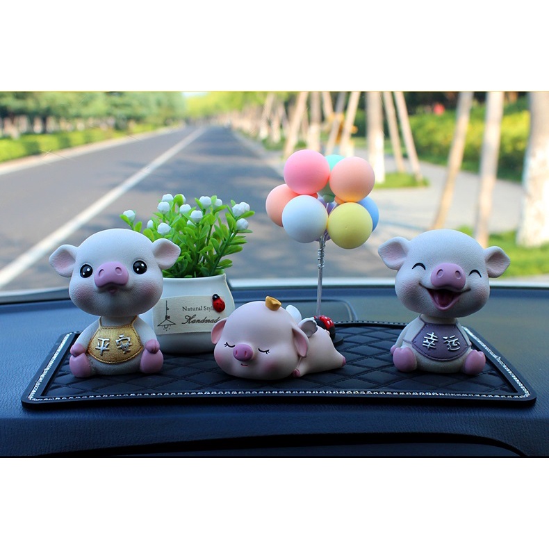 Decor set heo trang trí taplo ô tô,  phụ kiện xe hơi sáng tạo, hoặc để bàn làm việc có tặng kèm sáp thơm