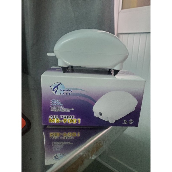 MÁY SỦI OXY DB-9001 siêu mạnh,êm và không gây nóng  (220V-2.5W) tặng kèm 1 cục sủi+1m dây