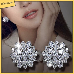 Khuyên tai đính đá cubic zirconia giả