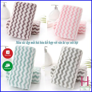 Khăn Mặt Lông Cừu Xuất Hàn Vân Kẻ Sọc Mềm Mịn { H }