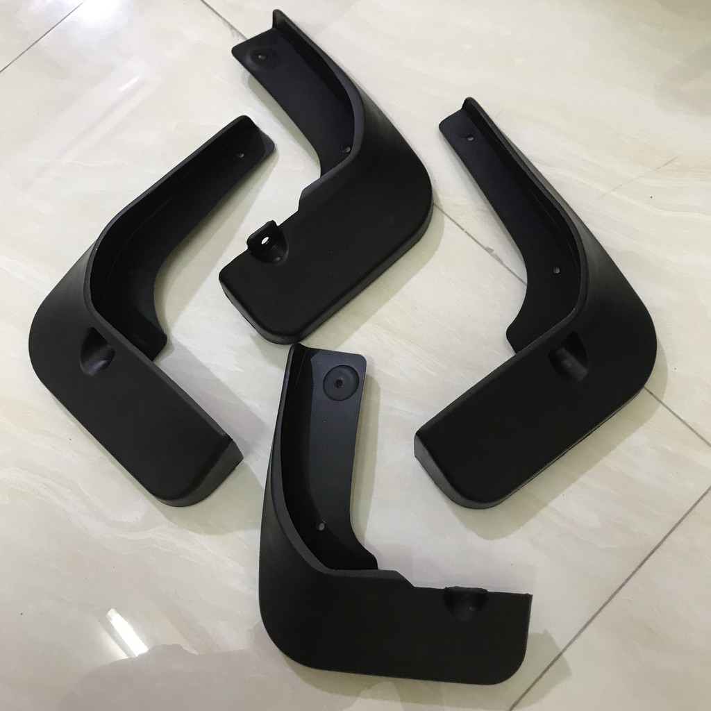 Chắn bùn xe Toyota Camry đời 2014 - 2018, chống bùn đất bắn lên xe, 1 bộ 4 chiếc