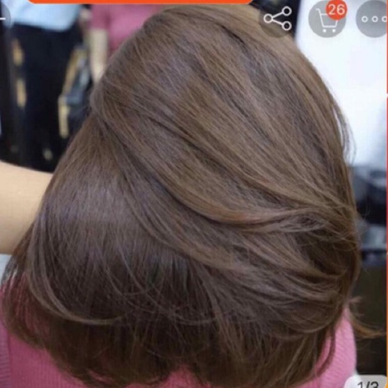 Hãy trải nghiệm sự mới mẻ của mái tóc nâu hạt dẻ với Thuốc Nhuộm Tóc Bigen. Được chiết xuất từ thiên nhiên và không gây hại cho tóc, Bigen sẽ đem đến cho bạn một mái tóc đẹp, bóng khỏe và tự tin hơn.