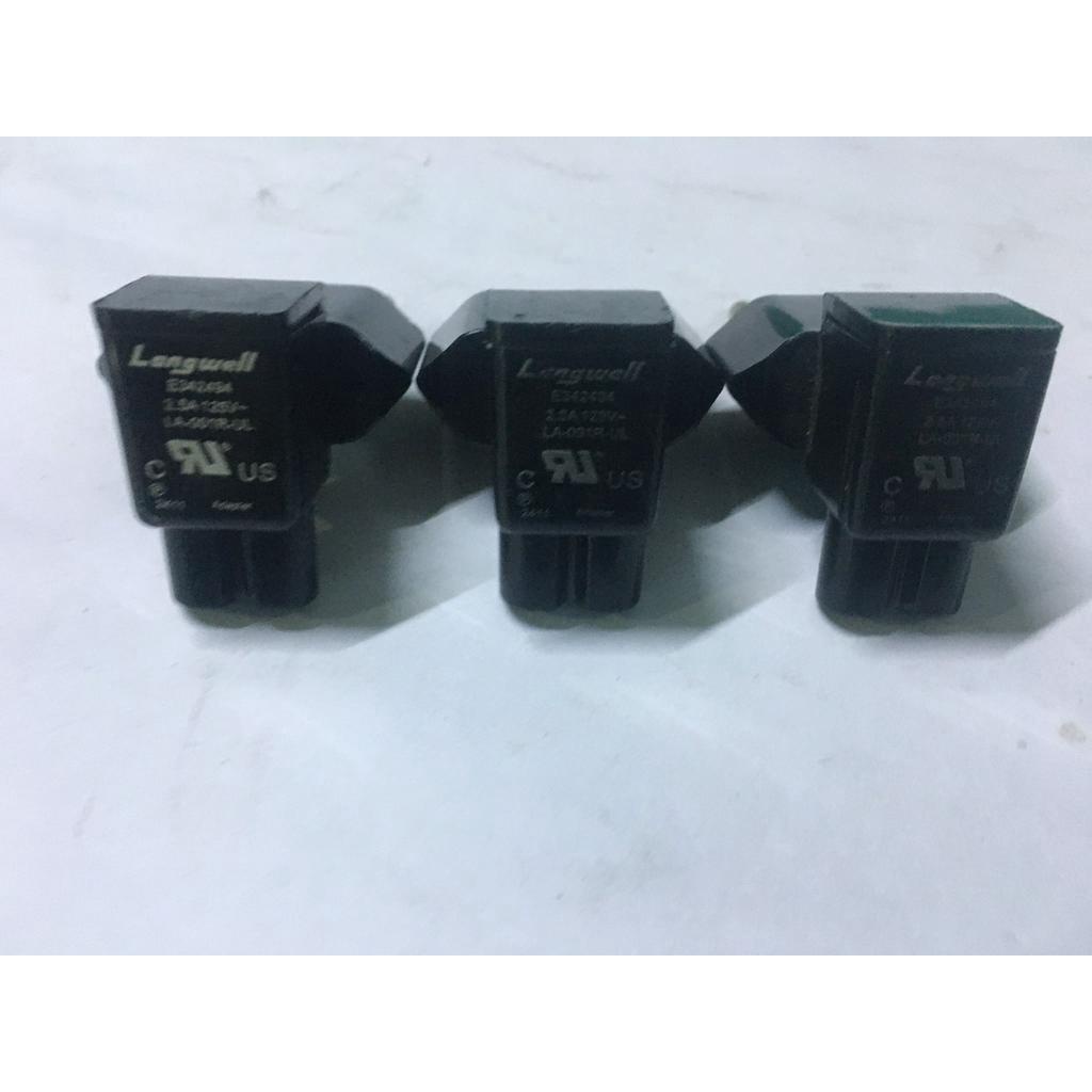 Nguồn AC Cắm IEC hình số 8 C7 ổ cắm NEMA 1-15P chân phẳng đến IEC320 C7