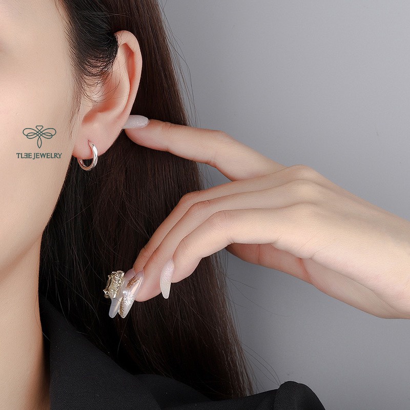 Ảnh Khuyên tai bạc TLEE tròn trơn bản dày phay bắt sáng trendy TLEE JEWELRY B0133 2