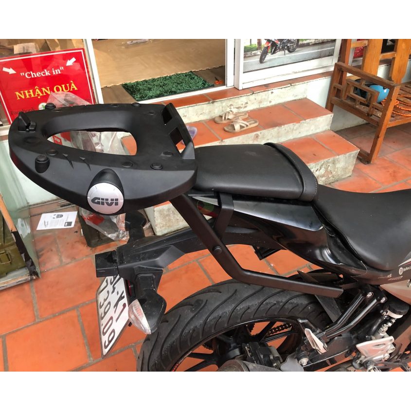 Baga sau chịu lực GIVI SUZUKI SRV-GSX R150/S150 - Cảng Givi Chính hãng