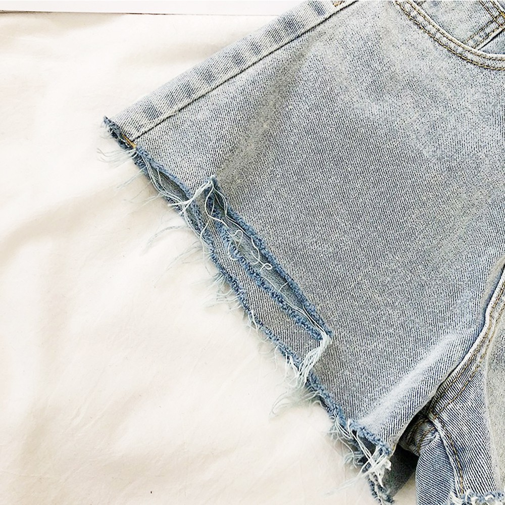 Ảnh Quần short jeans nữ Chollima tua lai QS012 phong cách đường phố bụi bặm cá tính 1