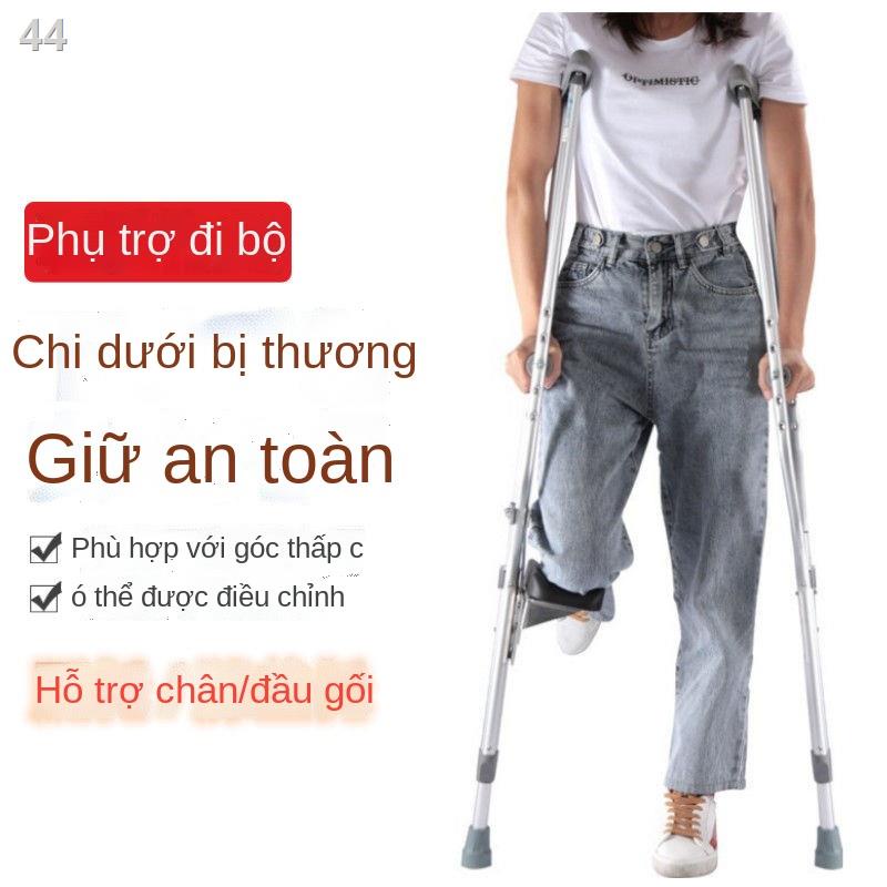 Gậy chống có tác dụng cải thiện cân bằng, giảm áp lực trên chân gãy?
