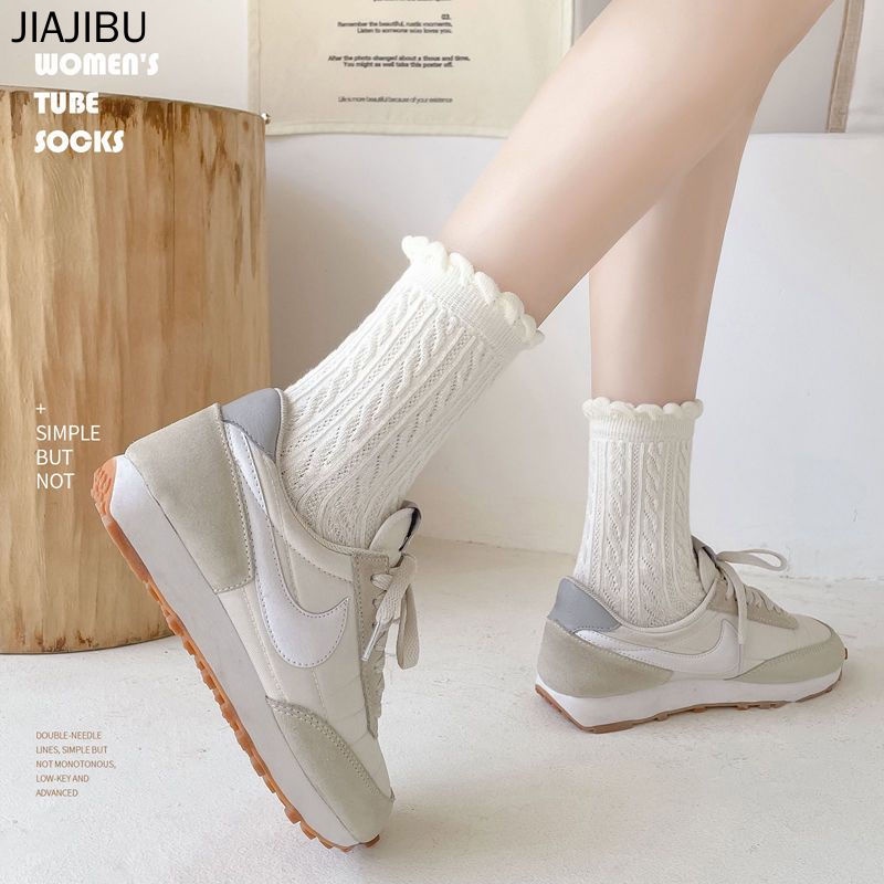1-5 đôi Vớ Bong Bóng Thời Trang JK Chất Lượng Cao Ins Style Solid Color Ren Mid Tube Vớ Vớ Lolita Phong Cách Harajuku Của Nhật Bản Vớ Công Chúa Dễ Thương Màu Trắng Vớ Thể Thao Thoáng Khí College Style Solid Color Breathable Socks Bubble Socks