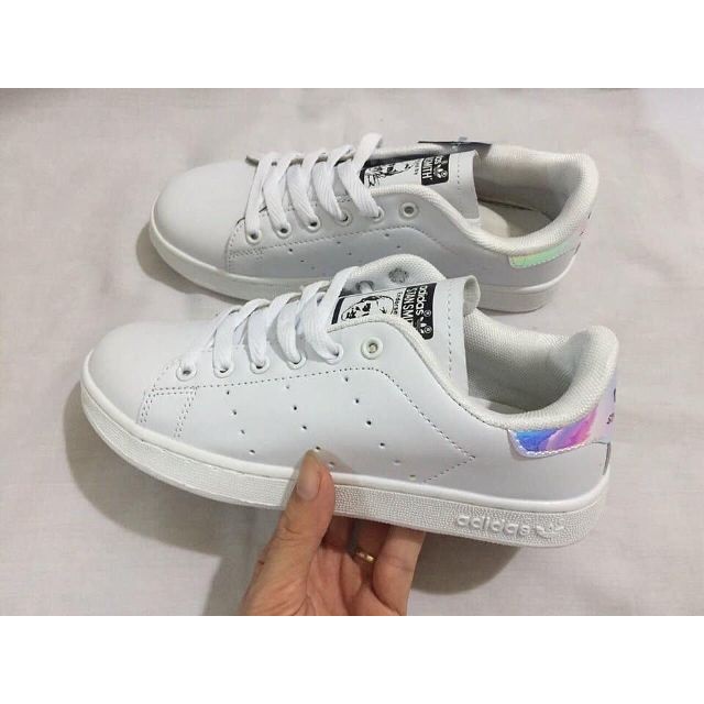 HOT HOT Nh t Gi y Adidas Stan Smith tr ng g t ng nh l i g