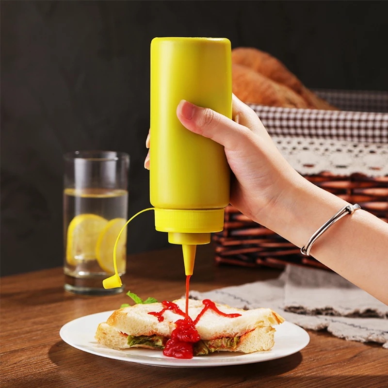 Bình Đựng Nước Sốt Dầu Ô Liu Có Nắp Dạng Bóp Tiện Lợi