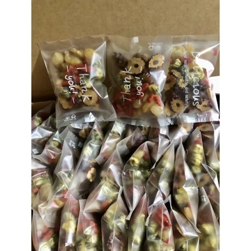 TRÀ TÁO ĐỎ HOA CÚC(mix , táo đỏ , Long nhãn , kỷ tử , hoa cúc )