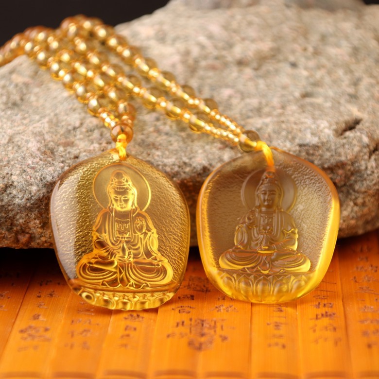Chuỗi hạt đeo cổ Phật Quan Âm tựa cánh sen nhám (màu vàng)