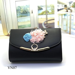 Ví nữ cầm tay có dây đeo chéo