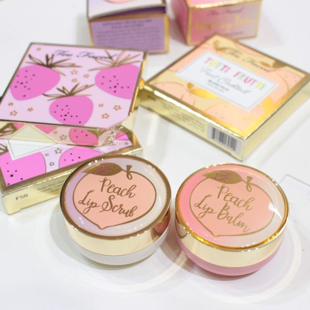 Son Dưỡng Và Tẩy Tế Bào Chết Môi Too Faced: Peach Lip Balm Và Peach Lip  Scrub | Shopee Việt Nam