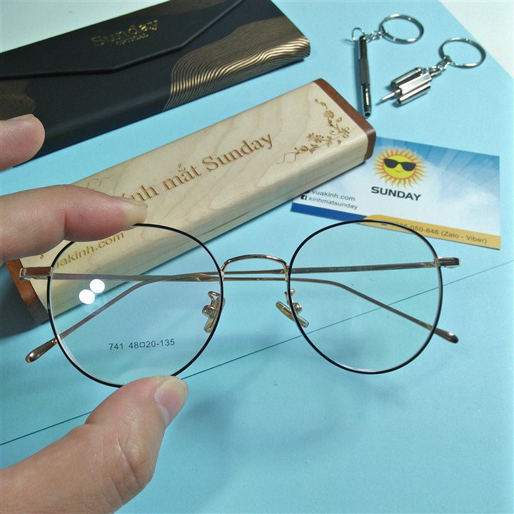 Gọng kính cận nobita V65