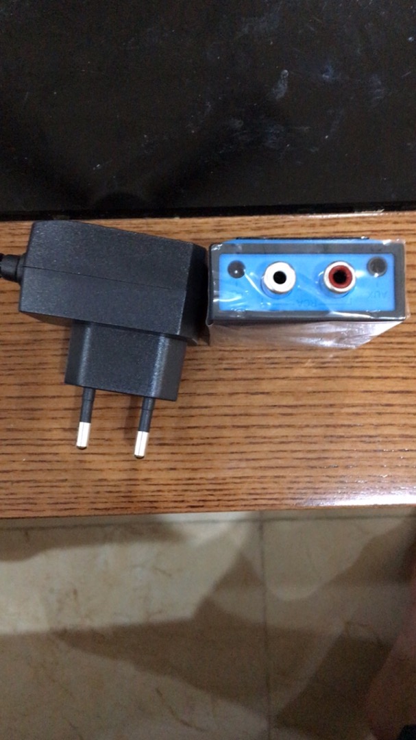 Cổng kết nối Logitech Bluetooth Audio Adapter