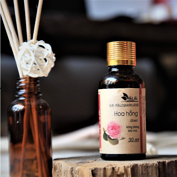 Tinh dầu hoa hồng - Tinh Dầu Hà Na - Khử mùi không khí, xông phòng, đốt đèn, làm nước hoa.