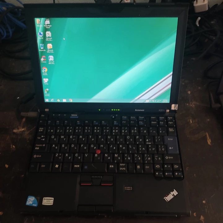Laptop lenovo thinkpad x201i dùng cho học tập, giải trí, công việc v.v... đầy đủ phần mềm cơ bản