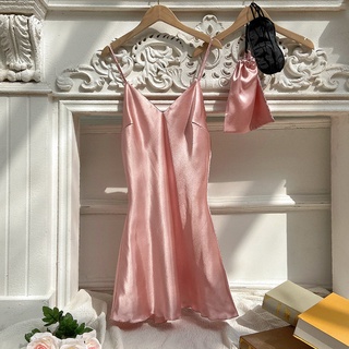 Đầm ngủ hai dây hở lưng màu hồng thiết kế đơn giản quyến rũ ...