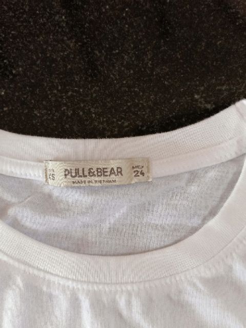 Áo croptop dáng rộng họa tiết áo phông pull&bear