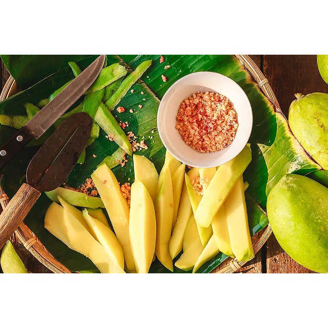 COMBO 2 CHAI - Muối ớt rang nhà làm 350g - Đậm đà vị ớt Huế - Chấm trái cây siêu ngon