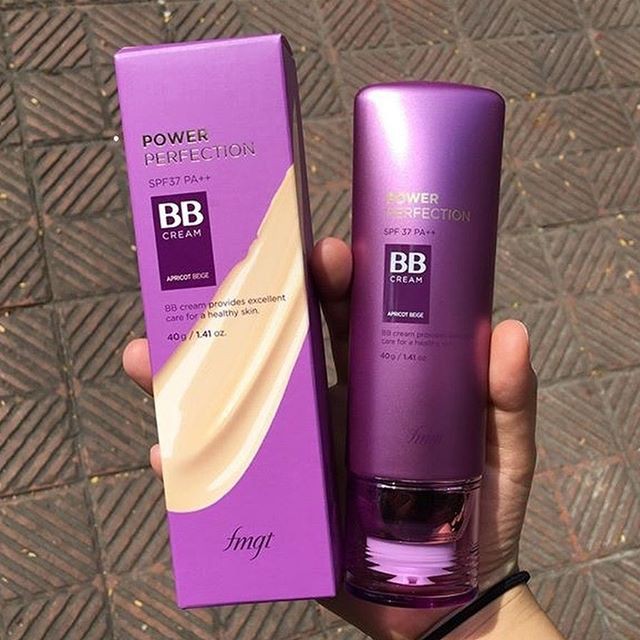 Kem nền BB cream tím là sản phẩm vô cùng hot trong năm