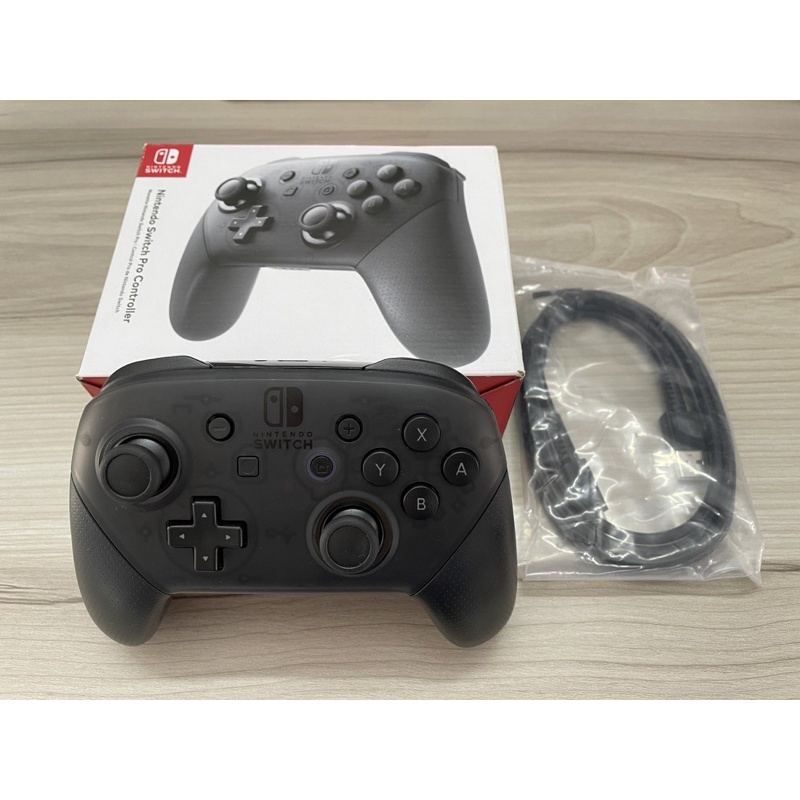 Nintendo Switch Pro Controller (Like new 98% Fullbox) | Shopee Việt Nam