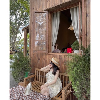 Váy ren cổ yếm màu be_Sara Dress_Anne Studio