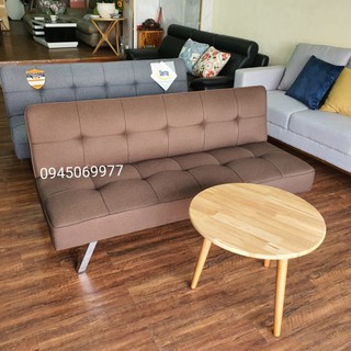 Nếu bạn muốn một bộ bàn ghế gỗ phòng khách đẹp, sang trọng và với mức giá phải chăng thì đây là nơi phù hợp cho bạn. Chúng tôi cung cấp bộ sưu tập các mẫu bàn ghế gỗ phòng khách giá tốt nhất để bạn có thể lựa chọn sản phẩm yêu thích của mình. Hãy ghé thăm chúng tôi để tạo thêm sự mới mẻ cho phòng khách của bạn.