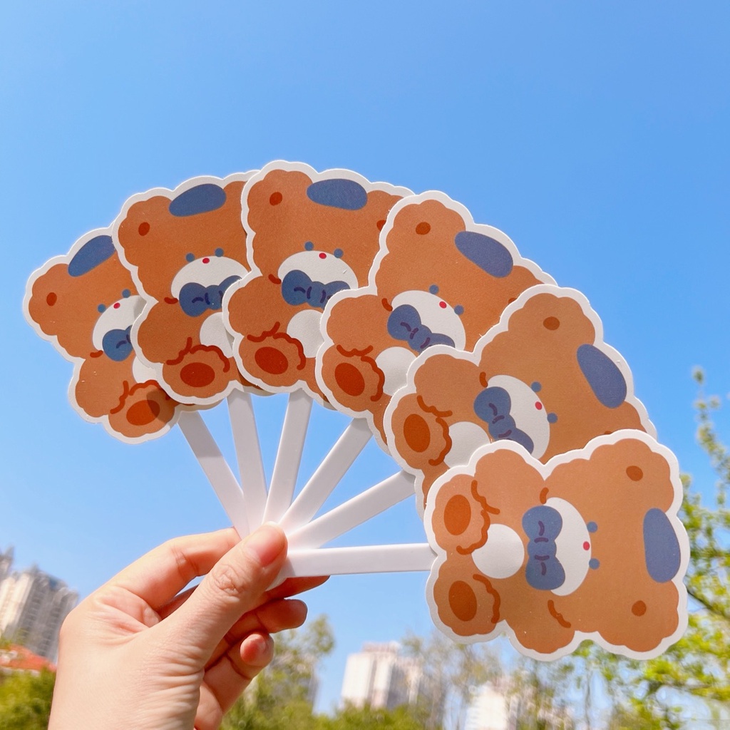Quạt Xòe 6 Cánh Họa Tiết Dễ Thương Tay Cầm Chắc Chắn (nhiều mẫu lựa chọn) R11
