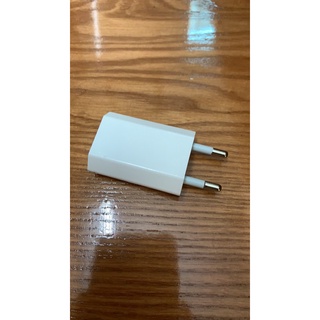 Đầu sạc dẹp tốc độ nhanh cổng USB 5v - 1a cho điện thoại, máy nghe nhạc, loa bluetooth...