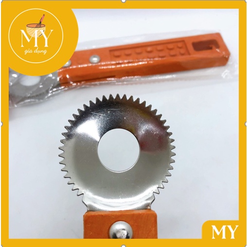 Dụng cụ nạo dừa cầm tay Vạn Lợi nhanh chống tiện dụng