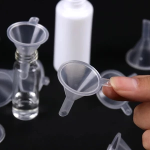 Bộ 5 / 10 phễu nhựa mini dùng chiết nước hoa/ tinh dầu tiện lợi
