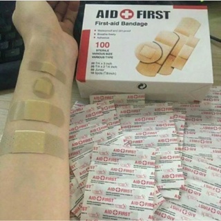 Hộp Băng cá nhân 100 miếng nhiều kích thước