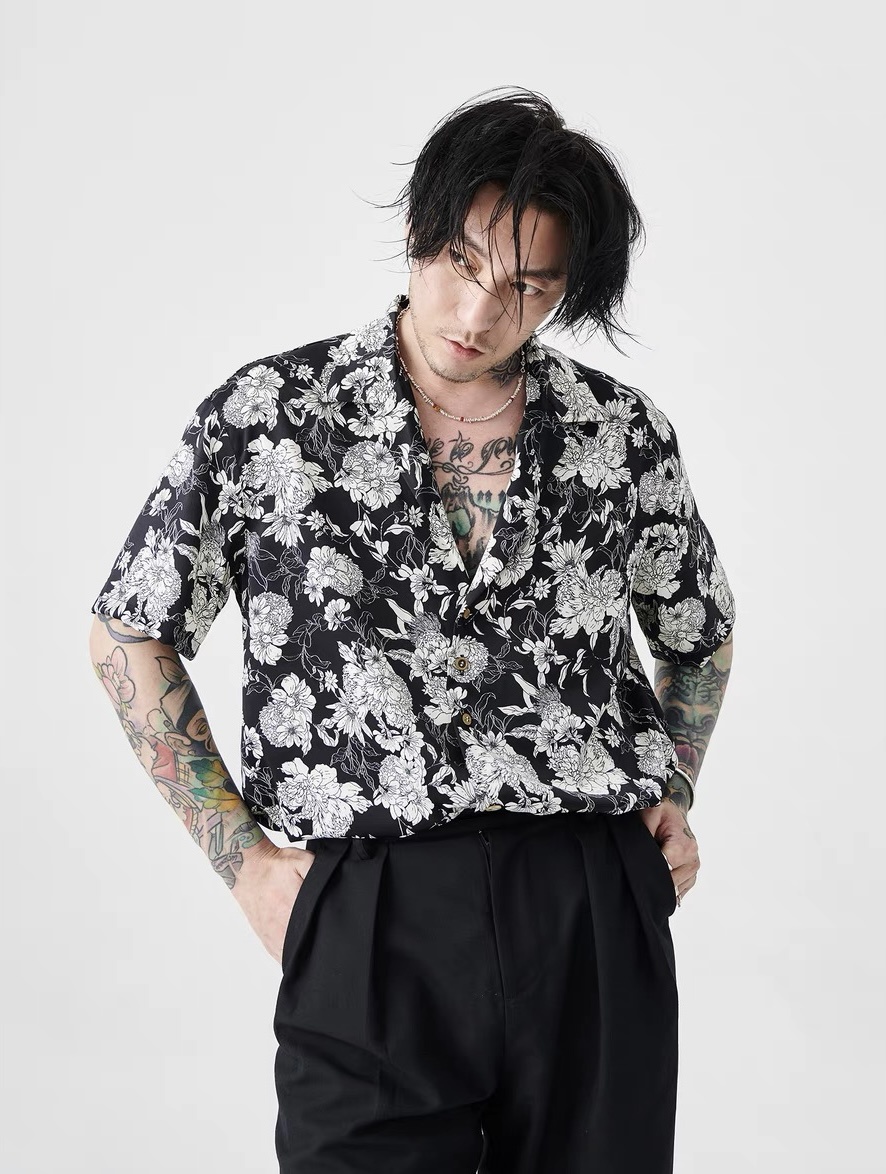 Mô tả Áo sơ mi nam hoạ tiết Hoa Mẫu Đơn Peony FOMAN tay ngắn vải lụa, thoáng khí, không nhăn, thấm hút (FM26) - 1