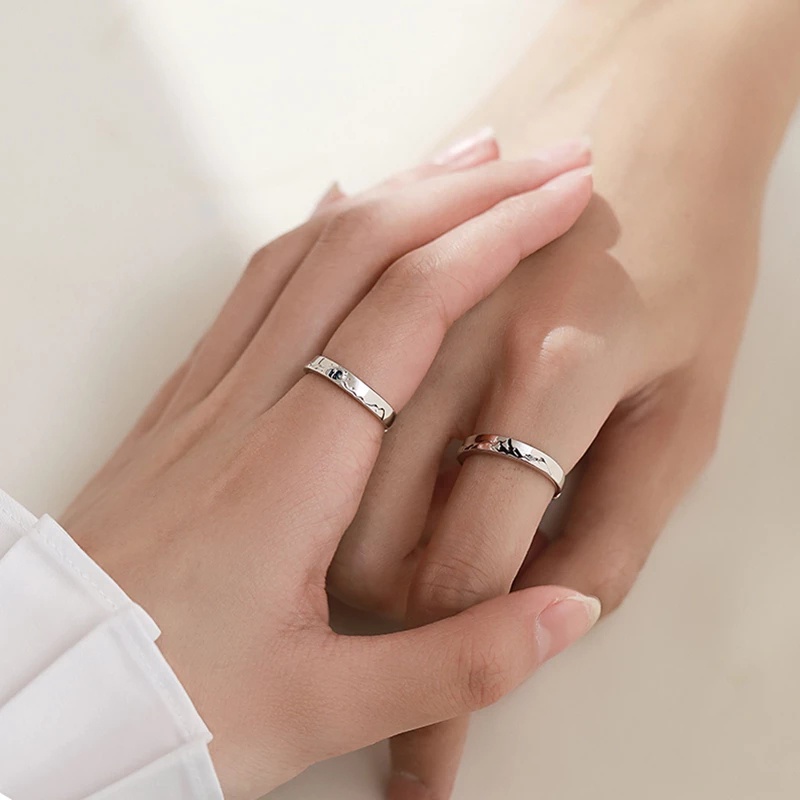 Nhẫn hở hình trái tim màu trắng đen lãng mạn sành điệu cho các cặp đôi