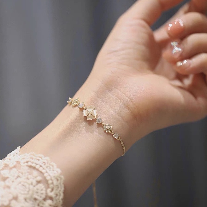 Ảnh Lắc tay bạc nữ TLEE cỏ bốn lá đá trắng lấp lánh dây rút bạc 925 cao cấp TLEE JEWELRY LT0112 3