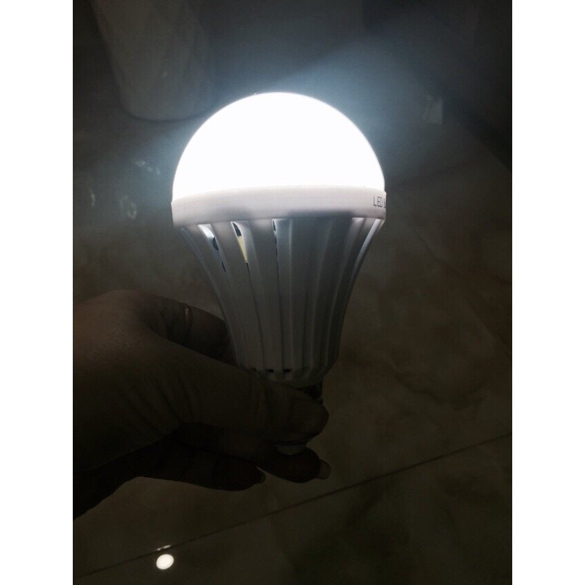 ⚡Xả kho Thanh lý Bóng đèn sạc điện tự sáng Led 7W